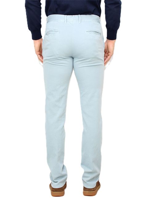 Pantalone slim fit in cotone e lino stretch azzurro polvere Incotex Slacks | 18S10090936842